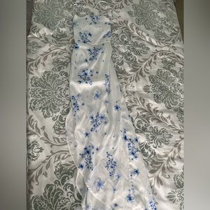 White and blue floral satin dress (small)